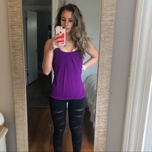 LULULEMON size 4 tank top w/ built in sports bra!